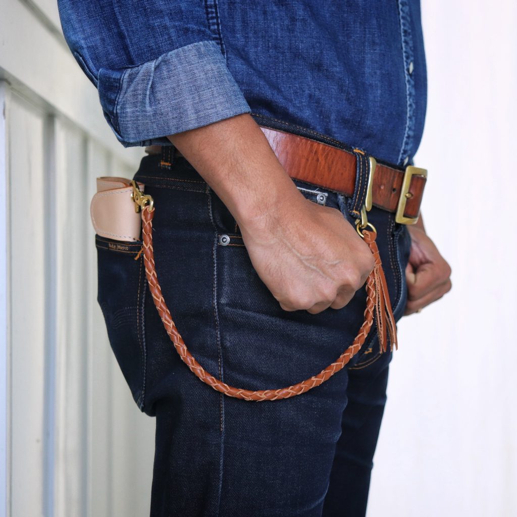 Belt Loop Leather Keychain - Dark Brown - Nordic EDC