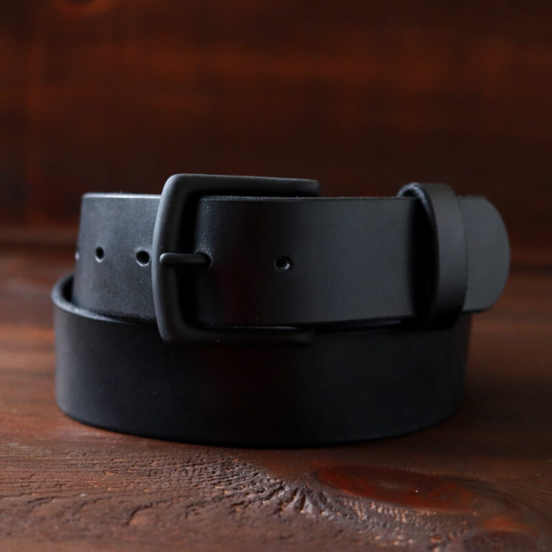 Classic Leather Belt - Dark Edition