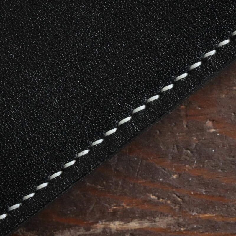 Leather trucker wallet short black saddle stitch
